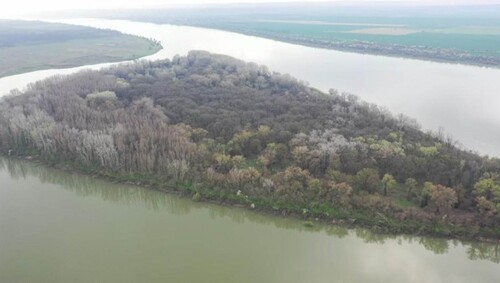 Bild 1 - 2 Donauinseln 600 ha und 18 ha - 288.600,00&nbsp;EUR Kaufpreis, ca.&nbsp; 780.000,00&nbsp;m&sup2;