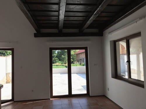 Bild 2 - 5 Zimmer Einfamilienhaus zum Kaufen in Nemescsó