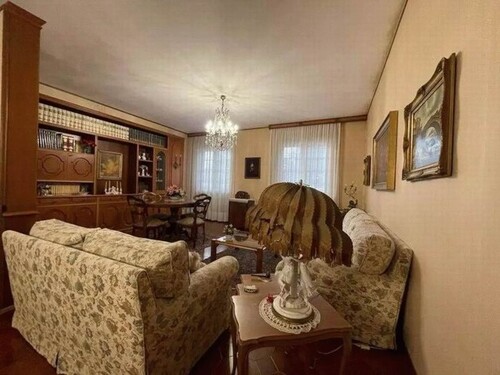 Bild 2 - 20 Zimmer Einfamilienhaus zum Kaufen in riparbella