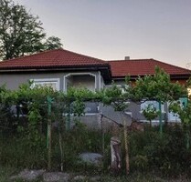 Haus mit 3 Zimmern und großem Grundstück - Vidno Haus mit 3 Zimmern und großem Grundstück - Vidno