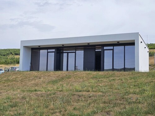 Bild 1 - Niedrigenergiehaus in Bulgarien 7 km vom Strand entfernt