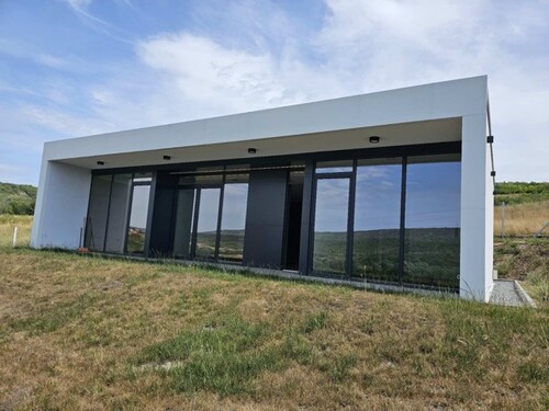Bild 2 - 4 Zimmer Einfamilienhaus zum Kaufen in Varna