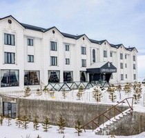 Resort Hotel mit 25 Suiten - 3.000.000,00&nbsp;EUR Kaufpreis, ca.&nbsp; 2.467,00&nbsp;m&sup2;&nbsp;Wohnfl&auml;che in Kars (PLZ: 36500)