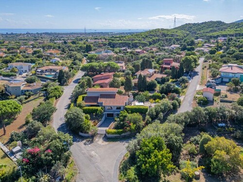 Bild 3 - 5 Zimmer Einfamilienhaus in Poggio dei Pini