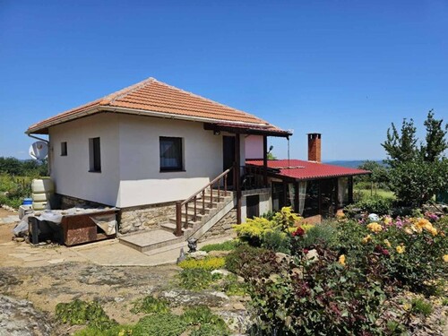 Bild 2 - 4 Zimmer Einfamilienhaus zum Kaufen in Varna