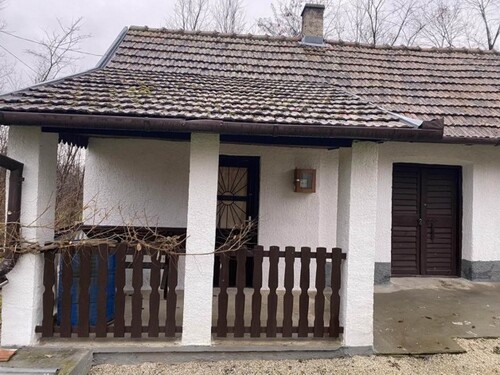 Bild 2 - 2 Zimmer Einfamilienhaus zum Kaufen in Pacsa