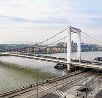 Hochhauswohnung in dem am meisten patinierten Gebäude - Budapest