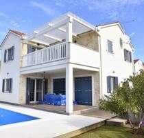 Wunderschönes Haus mit Pool in der Nähe des Strandes Sovlja - Vodice