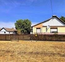 Bauernhaus 61m2 mit Grundstück 2518 m2 in Süd-Ungarn - Tompa