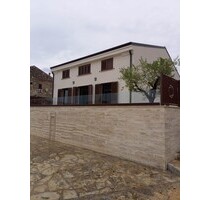 Schönes Einfamilienhaus erste Reihe zum Meer - Umag