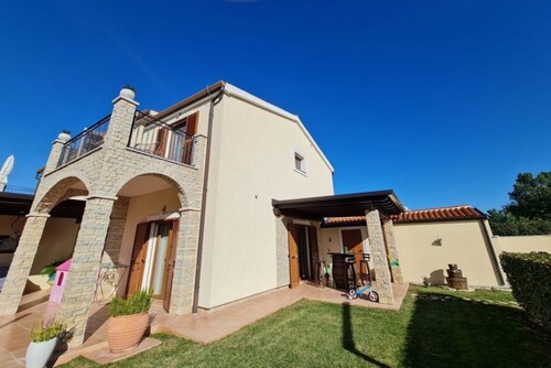 Bild 1 - Ein charmantes Haus mit Swimmingpool in der Nähe von Umag