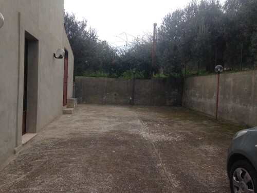 Bild 3 - 4 Zimmer Einfamilienhaus in Chiaramonte Gulfi