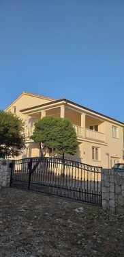 Bild 1 - Haus mit 3 Wohnungen 2012 erbaut