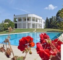 Luxusvilla in Meernähe - 1.300.000,00 EUR Kaufpreis, ca.  750,00 m² Wohnfläche in Rio Patras (PLZ: 26500)
