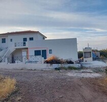 Villa 88m2 auf 3 Ebenen herrlicher Meerblick 120m zum Strand - Methana