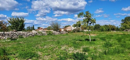 Bild 2 - Grundstück zum Kaufen in Barban