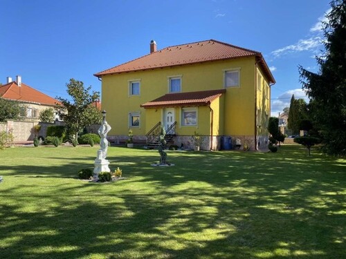 Bild 1 - Komitat Veszprem Qualitätshaus 338m2 Grund 1151m2