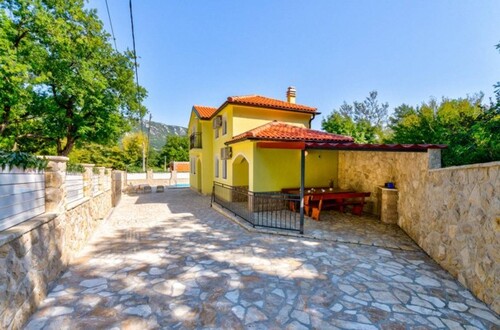 Bild 3 - 4 Zimmer Einfamilienhaus in Bribir