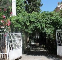 Direkt na am Strand - 130.000,00 EUR Kaufpreis, ca.  110,00 m² Wohnfläche in Bar-Utjeha (PLZ: 85356)