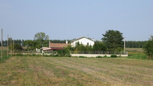 Bild 1 - Haus in Alleinlage 10 km vom Meer, Ferrara, Wasser vorhanden
