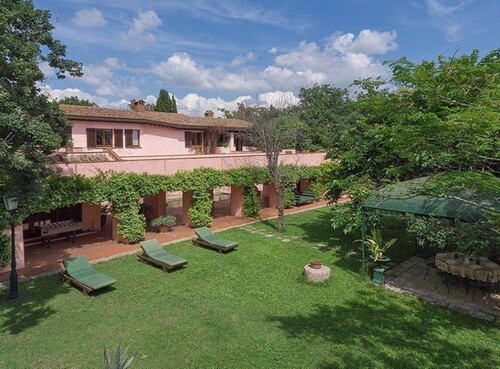 Bild 2 - 8 Zimmer Einfamilienhaus zum Kaufen in nahe Scansano