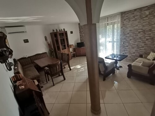 Bild 4 - Einfamilienhaus mit 180,00 m&sup2; in Acri zum Kaufen