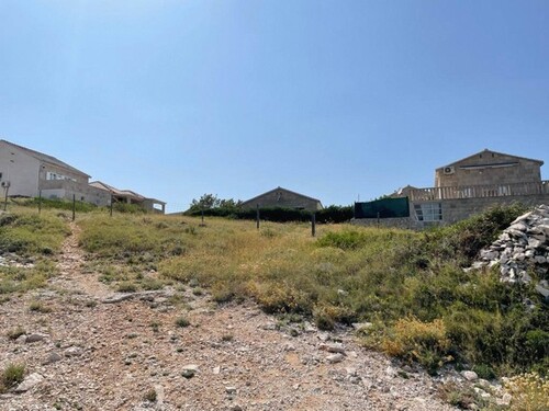 Bild 2 - Grundstück zum Kaufen in Split