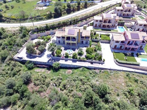 Bild 3 - 1 Zimmer Einfamilienhaus in Plataria