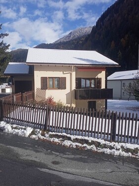 Bild 2 - 6 Zimmer Einfamilienhaus zum Kaufen in Martina