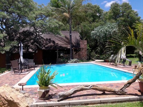 Bild 2 - 13 Zimmer Einfamilienhaus zum Kaufen in Vaalwater