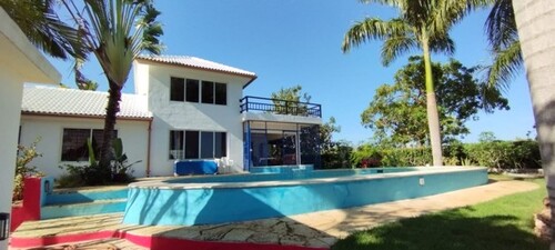 Bild 2 - 5 Zimmer Einfamilienhaus zum Kaufen in Cabarete