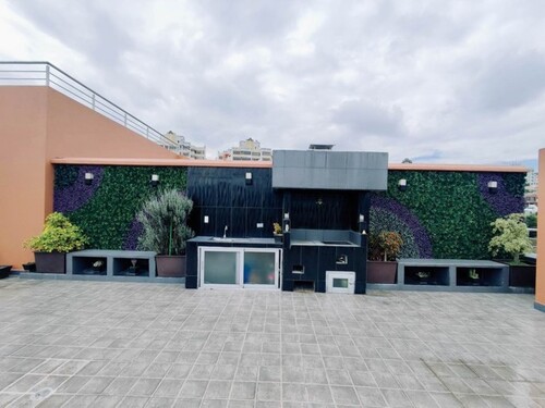 Bild 3 - 4 Zimmer Etagenwohnung in Quito