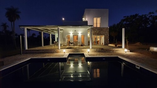 Bild 1 - Aussergewöhnliche Villa in Paraguay