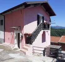 Haus in Liguria 23 km vom Meer - 50.000,00 EUR Kaufpreis, ca.  75,00 m² Wohnfläche in Aurigo (PLZ: 18020)