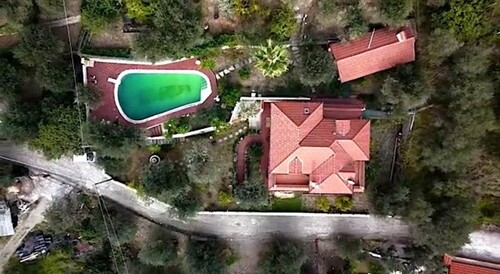 Bild 1 - Villa Ferienhaus mit Pool in der Provinz Imperia