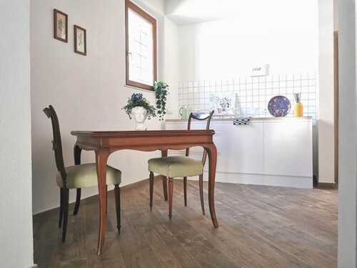 Bild 2 - 3 Zimmer Etagenwohnung zum Kaufen in Collesalvetti Livorno Italy