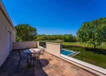 Bild 2 - 3 Zimmer Einfamilienhaus zum Kaufen in Brtonigla