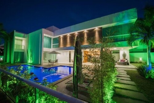 Bild 1 - Traumhaft schöne 510 m2 Villa bei Camacari Bahi