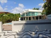 Bild 1 - Brasilien 600 m2 Villa mit 4 Suiten in Vilas do Atlantico