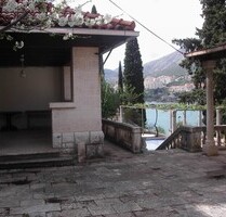 Villa mit Baugrundstück in Dubrovnik