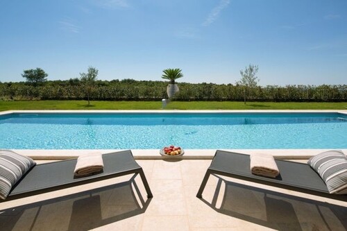 Bild 4 - Einfamilienhaus mit 372,00 m² in Rovinj zum Kaufen