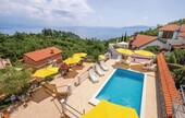 Bild 1 - Villa in Opatija mit 7 Ferienwohnungen.