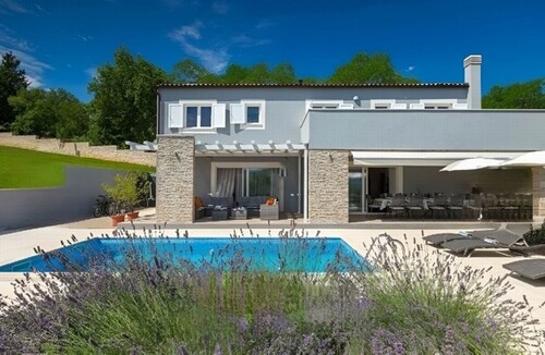 Bild 3 - 4 Zimmer Einfamilienhaus in Labin