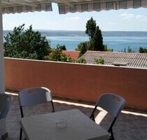 Haus am Meer mit 6 kleineren Wohnungen - Jasenice