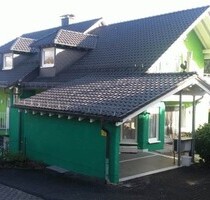 4-Parteienhaus in einem Doppelhaus mit Pool und Garten - Freudenberg-Alchen