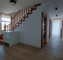 Mehrfamilienhaus fuer Investoren - entjernej