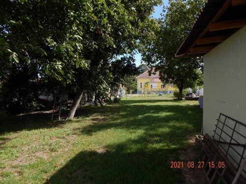 Bild 2 - 6 Zimmer Einfamilienhaus zum Kaufen in Beled