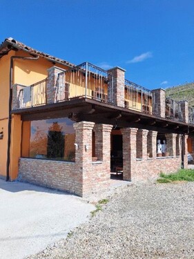 Bild 2 - 7 Zimmer Einfamilienhaus zum Kaufen in Coazzolo