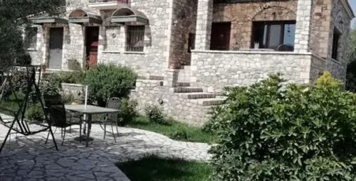 Bild 2 - 3 Zimmer Einfamilienhaus zum Kaufen in Foniskaria Aigion