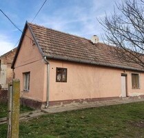 Einfamilienhaus Landhaus mit großem Garten in Ruhelage - Rozsafa